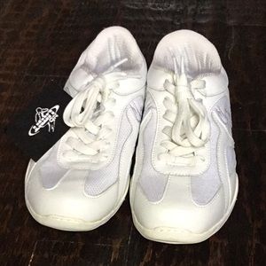 No Limit White Cheer Shoes